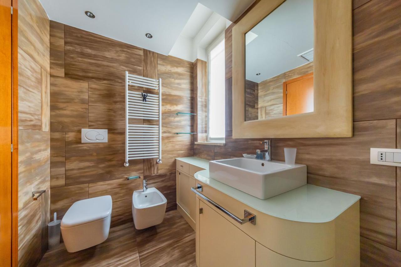 Cozy Apt - Corso Vercelli & Conciliazione M1 Милан Экстерьер фото